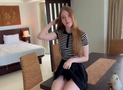 Khách du lịch nam gạ địt lễ tân homestay